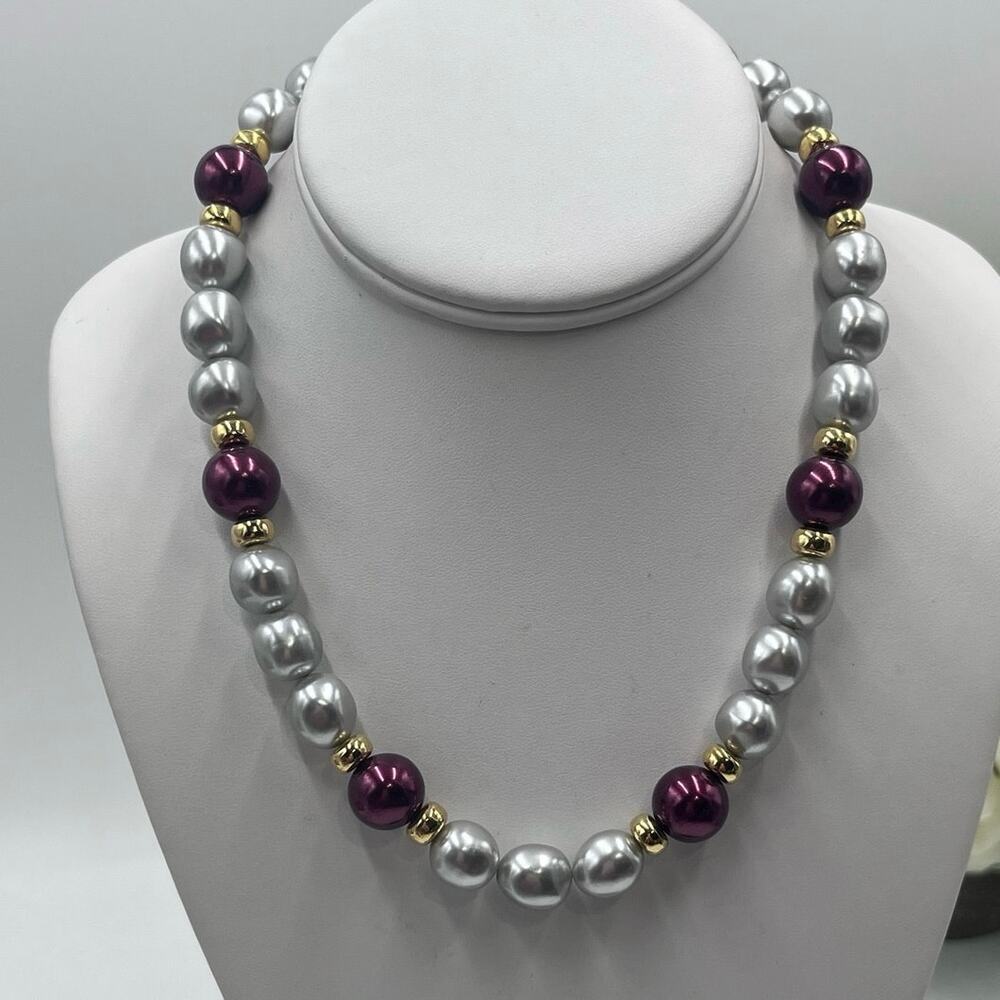 Napier Vintage Worldly Temptations Signed Gray and Burgundy Faux Pearl Necklace